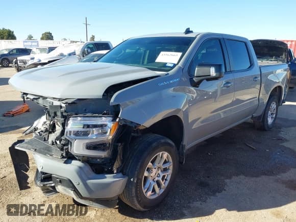✅ 2024 Chevrolet Silverado 1500 • VIN: 1GCPADE80RZ216828 • Lot: 43562665. Listed on IAAI with 42,479 mi. Free auction sales archive from the USA and detailed vehicle history report at DreamBid. Image 2.