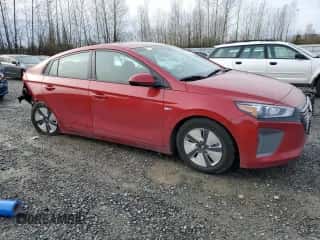 2019 Hyundai Ioniq Blue с VIN KMHC65LC2KU169135, выставлен на аукционе Copart как лот 76619504 с пробегом 110 448 миль миль и Списание • Salvage title. История ставок и продаж доступна на DreamBid. Изображение 4.