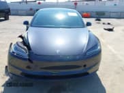 ✅ 2024 Tesla Model 3 Long Range • VIN: 5YJ3E1EB5RF821091 • Лот: 42671977. Опубликован ранее на IAAI с пробегом 22 430 миль. Бесплатный доступ к архиву аукционных продаж из США и подробный отчёт об истории автомобиля на DreamBid. Изображение 13.