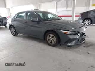 2025 Hyundai Elantra SE with VIN KMHLL4DGXSU980119, listed as a IAAI auction lot 43179310 with 3,111 mi miles and . Bid and sale history available at DreamBid. Image 1.