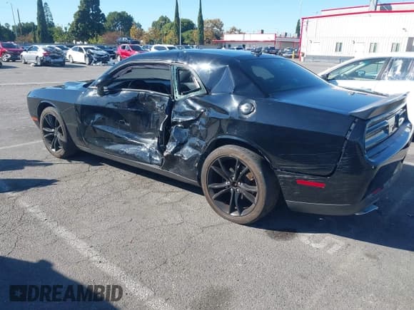 ✅ 2016 Dodge Challenger SXT Plus • VIN: 2C3CDZAG7GH193856 • Лот: 43480800. Опубликован ранее на IAAI с пробегом 149 203 миль. Бесплатный доступ к архиву аукционных продаж из США и подробный отчёт об истории автомобиля на DreamBid. Изображение 3.