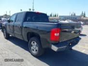 ✅ 2007 Chevrolet Silverado 1500 1LT • VIN: 2GCEC13J771553248 • Lot: 42212718. Wystawiony na IAAI z przebiegiem 206 338 mil. Bezpłatny archiwum sprzedaży aukcyjnych z USA i szczegółowy raport historii pojazdu na DreamBid. Zdjęcie 3.