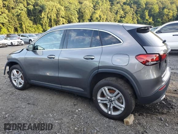 ✅ 2023 Mercedes-Benz GLA 250 • VIN: W1N4N4HB9PJ506116 • Lot: 84261325. Wystawiony na Copart z przebiegiem 25 356 mil. Bezpłatny archiwum sprzedaży aukcyjnych z USA i szczegółowy raport historii pojazdu na DreamBid. Zdjęcie 2.