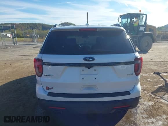 ✅ 2019 Ford Explorer Sport • VIN: 1FM5K8GT1KGA05969 • Lot: 43349852. Wystawiony na IAAI z przebiegiem 67 295 mil. Bezpłatny archiwum sprzedaży aukcyjnych z USA i szczegółowy raport historii pojazdu na DreamBid. Zdjęcie 16.