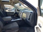 ✅ 2010 Dodge 1500 SLT • VIN: 1D7RV1CT7AS231333 • Lot: 41694932. Wystawiony na IAAI z przebiegiem 111 311 mil. Bezpłatny archiwum sprzedaży aukcyjnych z USA i szczegółowy raport historii pojazdu na DreamBid. Zdjęcie 5.