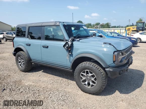 ✅ 2022 Ford Bronco • VIN: 1FMEE5DH9NLB42045 • Lot: 66119725. Listed on Copart with 14,090 mi. Free auction sales archive from the USA and detailed vehicle history report at DreamBid. Image 4.