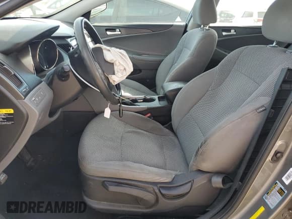 ✅ 2013 Hyundai Sonata GLS • VIN: 5NPEB4AC7DH684778 • Lot: 75532884. Listed on Copart with 254,165 mi. Free auction sales archive from the USA and detailed vehicle history report at DreamBid. Image 7.