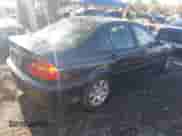 2002 BMW 3 Series 325i с VIN WBAET37422NG84269, выставлен на аукционе IAAI как лот 43450678 с пробегом 70 757 миль миль и . История ставок и продаж доступна на DreamBid. Изображение 4.