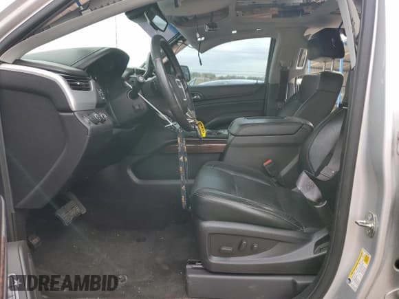 ✅ 2015 GMC Yukon XL SLT • VIN: 1GKS2HKC8FR600010 • Lot: 85296645. Wystawiony na Copart z przebiegiem 148 325 mil. Bezpłatny archiwum sprzedaży aukcyjnych z USA i szczegółowy raport historii pojazdu na DreamBid. Zdjęcie 7.