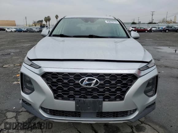 ✅ 2019 Hyundai Santa Fe SE • VIN: 5NMS2CAD5KH077021 • Lot: 43670733. Wystawiony na Copart z przebiegiem 67 064 mil. Bezpłatny archiwum sprzedaży aukcyjnych z USA i szczegółowy raport historii pojazdu na DreamBid. Zdjęcie 5.