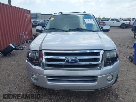 ✅ 2011 Ford Expedition Max Limited • VIN: 1FMJK2A52BEF55165 • Lot: 42467164. Listed on IAAI with 297,499 mi. Free auction sales archive from the USA and detailed vehicle history report at DreamBid. Image 12.