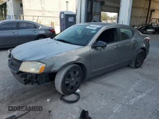 ✅ 2012 Dodge Avenger SE • VIN: 1C3CDZAB8CN237367 • Lot: 77855524. Wystawiony na Copart z przebiegiem 268 570 mil. Bezpłatny archiwum sprzedaży aukcyjnych z USA i szczegółowy raport historii pojazdu na DreamBid. Zdjęcie 1.