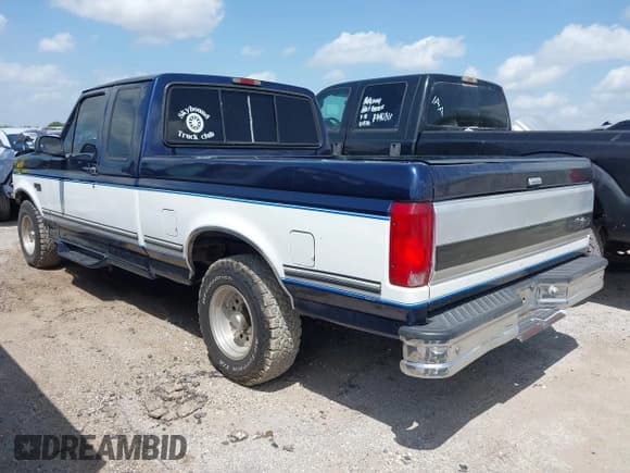 ✅ 1995 Ford F-150 • VIN: 1FTEX15N4SKC01922 • Lot: 42564609. Listed on IAAI with 278,302 mi. Free auction sales archive from the USA and detailed vehicle history report at DreamBid. Image 3.