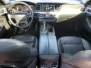 ✅ 2015 Hyundai Genesis 3.8L • VIN: KMHGN4JE9FU050197 • Lot: 81738724. Wystawiony na Copart z przebiegiem 151 054 mil. Bezpłatny archiwum sprzedaży aukcyjnych z USA i szczegółowy raport historii pojazdu na DreamBid. Zdjęcie 8.