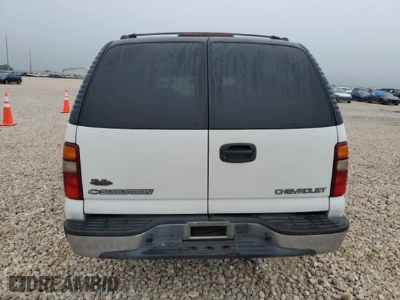 ✅ 2002 Chevrolet Suburban LT • VIN: 3GNEC16Z12G363244 • Лот: 51147114. Опубликован ранее на Copart с пробегом 261 559 миль. Бесплатный доступ к архиву аукционных продаж из США и подробный отчёт об истории автомобиля на DreamBid. Изображение 6.