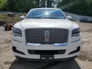 ✅ 2022 Lincoln Navigator Reserve • VIN: 5LMJJ3LT3NEL10719 • Lot: 61331215. Wystawiony na Copart z przebiegiem 41 818 mil. Bezpłatny archiwum sprzedaży aukcyjnych z USA i szczegółowy raport historii pojazdu na DreamBid. Zdjęcie 5.