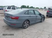 ✅ 2019 Volkswagen Jetta S • VIN: 3VW6T7BU8KM184224 • Lot: 42503842. Wystawiony na IAAI z przebiegiem 97 563 mil. Bezpłatny archiwum sprzedaży aukcyjnych z USA i szczegółowy raport historii pojazdu na DreamBid. Zdjęcie 4.