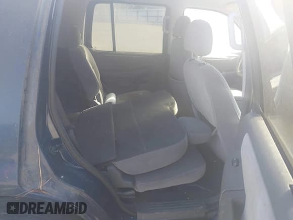 ✅ 2005 Ford Explorer XLT • VIN: 1FMZU63K95ZA06387 • Лот: 43693081. Опубликован ранее на IAAI с пробегом 155 514 миль. Бесплатный доступ к архиву аукционных продаж из США и подробный отчёт об истории автомобиля на DreamBid. Изображение 8.