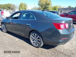 2014 Chevrolet Malibu LTZ z VIN 1G11H5SL2EF300413, wystawiony jako IAAI lot #43411797 z przebiegiem 217 978 mil mil oraz . Historia ofert i sprzedaży dostępna na DreamBid. Obrazek 3.