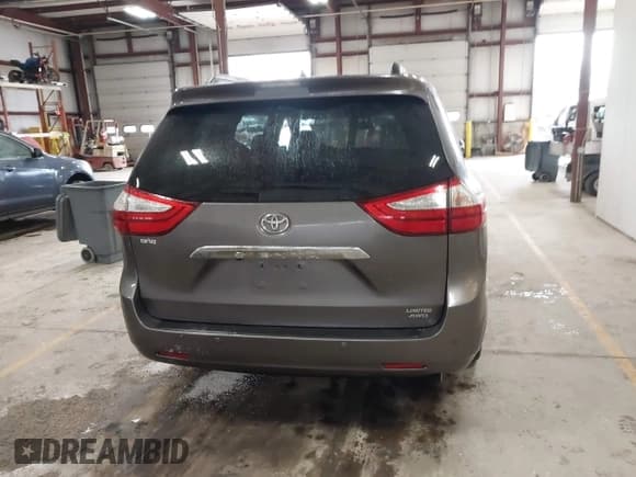 ✅ 2015 Toyota Sienna Limited • VIN: 5TDDK3DC3FS106157 • Lot: 41737202. Listed on IAAI with 173,724 mi. Free auction sales archive from the USA and detailed vehicle history report at DreamBid. Image 17.
