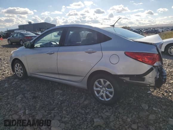 ✅ 2014 Hyundai Accent GLS • VIN: KMHCT4AE3EU686133 • Лот: 77971104. Опубликован ранее на Copart с пробегом 96 377 миль. Бесплатный доступ к архиву аукционных продаж из США и подробный отчёт об истории автомобиля на DreamBid. Изображение 2.