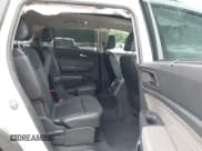 ✅ 2022 Volkswagen Atlas SEL R-Line • VIN: 1V2AR2CA2NC521381 • Lot: 42336328. Listed on IAAI with 59,097 mi. Free auction sales archive from the USA and detailed vehicle history report at DreamBid. Image 8.