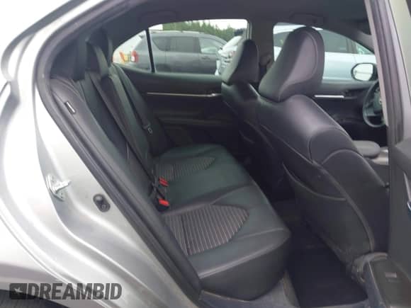 2022 Toyota Camry SE z VIN 4T1T11AK1NU064964, wystawiony jako IAAI lot #42921035 z przebiegiem 107 000 mil mil oraz . Historia ofert i sprzedaży dostępna na DreamBid. Obrazek 8.