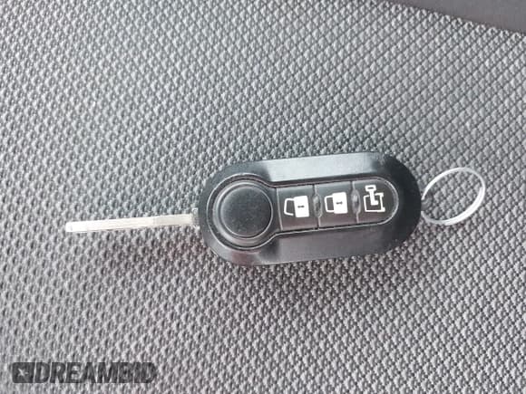 ✅ 2019 Ram ProMaster City Cargo Tradesman • VIN: ZFBHRFAB7K6M23513 • Lot: 43374215. Wystawiony na IAAI z przebiegiem 122 709 mil. Bezpłatny archiwum sprzedaży aukcyjnych z USA i szczegółowy raport historii pojazdu na DreamBid. Zdjęcie 11.