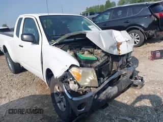 2011 Nissan Frontier SV z VIN 1N6AD0CU0BC423280, wystawiony jako IAAI lot #42399892 z przebiegiem 174 101 mil mil oraz . Historia ofert i sprzedaży dostępna na DreamBid. Obrazek 1.