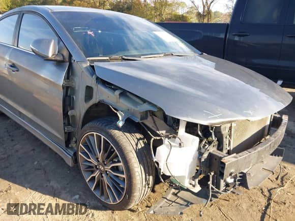 2018 Hyundai Elantra Sport с VIN KMHD04LB8JU596762, выставлен на аукционе IAAI как лот 40940152 с пробегом 141 799 миль миль и . История ставок и продаж доступна на DreamBid. Изображение 18.