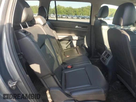 ✅ 2019 Volkswagen Atlas SE • VIN: 1V2WR2CA9KC545873 • Lot: 71614845. Listed on Copart with 99,224 mi. Free auction sales archive from the USA and detailed vehicle history report at DreamBid. Image 11.