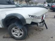 ✅ 2002 Toyota Tacoma PreRunner • VIN: 5TEGN92N72Z011738 • Lot: 43692039. Wystawiony na IAAI z przebiegiem 324 979 mil. Bezpłatny archiwum sprzedaży aukcyjnych z USA i szczegółowy raport historii pojazdu na DreamBid. Zdjęcie 6.