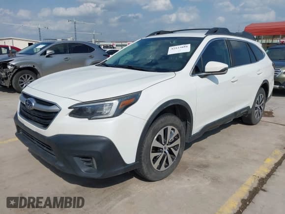 ✅ 2020 Subaru Outback Premium • VIN: 4S4BTACC4L3245667 • Lot: 42123888. Listed on IAAI with 49,686 mi. Free auction sales archive from the USA and detailed vehicle history report at DreamBid. Image 18.