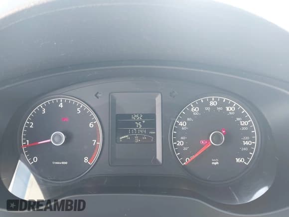 ✅ 2012 Volkswagen Jetta S • VIN: 3VW1K7AJ8CM427178 • Lot: 42174823. Wystawiony na IAAI z przebiegiem 117 144 mil. Bezpłatny archiwum sprzedaży aukcyjnych z USA i szczegółowy raport historii pojazdu na DreamBid. Zdjęcie 7.