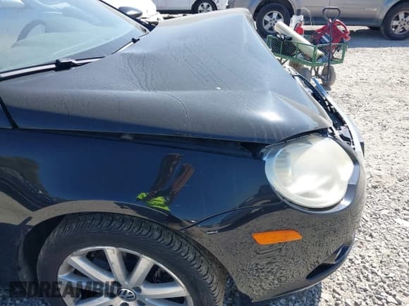 ✅ 2009 Volkswagen Eos Komfort • VIN: WVWBA71F99V014805 • Lot: 43186045. Wystawiony na IAAI z przebiegiem 85 435 mil. Bezpłatny archiwum sprzedaży aukcyjnych z USA i szczegółowy raport historii pojazdu na DreamBid. Zdjęcie 6.