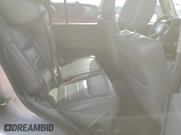 ✅ 2007 Jeep Commander Sport • VIN: 1J8HG48P47C591541 • Lot: 84969665. Listed on Copart with 234,683 mi. Free auction sales archive from the USA and detailed vehicle history report at DreamBid. Image 10.