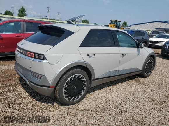 ✅ 2024 Hyundai Ioniq 5 Limited • VIN: KM8KRDDFXRU239402 • Lot: 63258125. Listed on Copart with 7,112 mi. Free auction sales archive from the USA and detailed vehicle history report at DreamBid. Image 3.