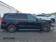 ✅ 2017 Mercedes-Benz GLS 63 AMG • VIN: 4JGDF7FE2HA755731 • Lot: 42008956. Wystawiony na IAAI z przebiegiem 103 872 mil. Bezpłatny archiwum sprzedaży aukcyjnych z USA i szczegółowy raport historii pojazdu na DreamBid. Zdjęcie 14.