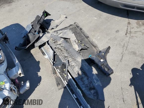 ✅ 2018 Audi A5 Prestige • VIN: WAURNAF51JA009736 • Лот: 47612323. Опубликован ранее на Copart с пробегом 49 893 миль. Бесплатный доступ к архиву аукционных продаж из США и подробный отчёт об истории автомобиля на DreamBid. Изображение 12.