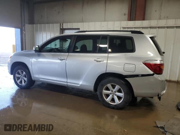 ✅ 2009 Toyota Highlander • VIN: JTEDA41A492000674 • Lot: 92902025. Listed on Copart with 203,989 mi. Free auction sales archive from the USA and detailed vehicle history report at DreamBid. Image 2.