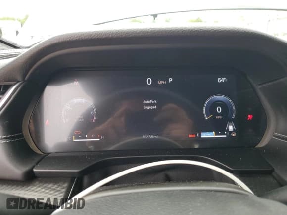 ✅ 2024 Jeep Grand Cherokee Altitude X • VIN: 1C4RJHAG9RC104593 • Lot: 56674845. Listed on Copart with 16,356 mi. Free auction sales archive from the USA and detailed vehicle history report at DreamBid. Image 9.