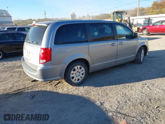 ✅ 2014 Dodge Grand Caravan SE • VIN: 2C4RDGBG9ER287933 • Лот: 43631719. Опубликован ранее на IAAI с пробегом 145 868 миль. Бесплатный доступ к архиву аукционных продаж из США и подробный отчёт об истории автомобиля на DreamBid. Изображение 4.