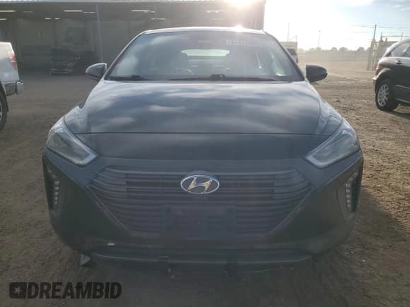 ✅ 2017 Hyundai Ioniq Limited • VIN: KMHC85LC4HU047265 • Lot: 84474905. Listed on Copart with 91,154 mi. Free auction sales archive from the USA and detailed vehicle history report at DreamBid. Image 5.