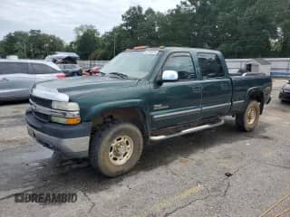 2001 Chevrolet Silverado 2500HD с VIN 1GCHK23181F181800, выставлен на аукционе Copart как лот 62753325 с пробегом 206 826 миль миль и Списание • Salvage title. История ставок и продаж доступна на DreamBid. Изображение 1.