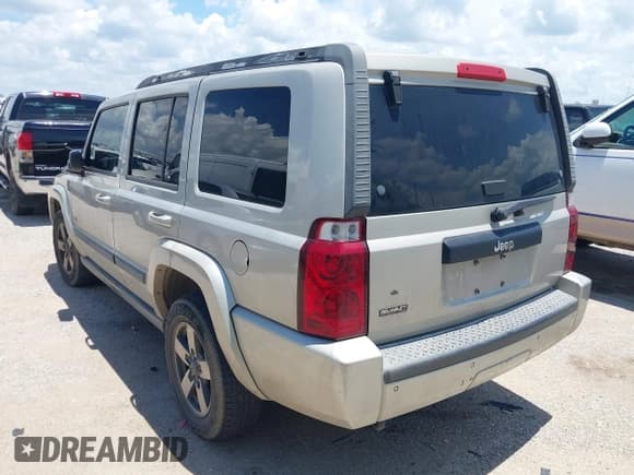 ✅ 2007 Jeep Commander Sport • VIN: 1J8HH48K47C699904 • Lot: 42509665. Listed on IAAI with 198,539 mi. Free auction sales archive from the USA and detailed vehicle history report at DreamBid. Image 3.