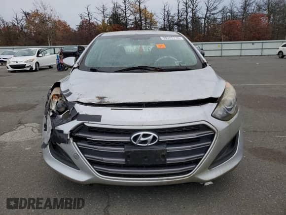 2016 Hyundai Elantra z VIN KMHD35LH1GU287449, wystawiony jako Copart lot #90345745 z przebiegiem 59 470 mil mil oraz Czysty tytuł • Clean title. Historia ofert i sprzedaży dostępna na DreamBid. Obrazek 5.