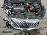 ✅ 2025 Lincoln Corsair Premiere • VIN: 5LMCJ1DA1SUL02890 • Lot: 67114535. Wystawiony na Copart z przebiegiem 1 543 mil. Bezpłatny archiwum sprzedaży aukcyjnych z USA i szczegółowy raport historii pojazdu na DreamBid. Zdjęcie 12.