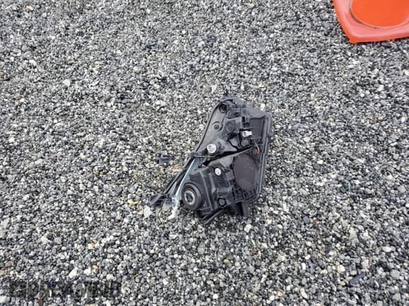 ✅ 2016 Toyota RAV4 XLE • VIN: JTMRJREVXGD030932 • Lot: 81705065. Listed on Copart with 92,411 mi. Free auction sales archive from the USA and detailed vehicle history report at DreamBid. Image 12.