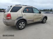 ✅ 2003 Kia Sorento LX • VIN: KNDJD733X35063802 • Lot: 74760084. Listed on Copart with 189,088 mi. Free auction sales archive from the USA and detailed vehicle history report at DreamBid. Image 3.