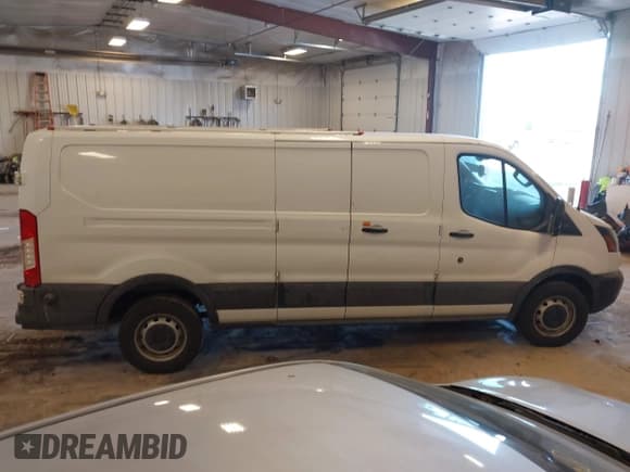 ✅ 2017 Ford Transit • VIN: 1FTYR2ZM3HKB56625 • Лот: 43711786. Опубликован ранее на IAAI с пробегом 295 131 миль. Бесплатный доступ к архиву аукционных продаж из США и подробный отчёт об истории автомобиля на DreamBid. Изображение 14.